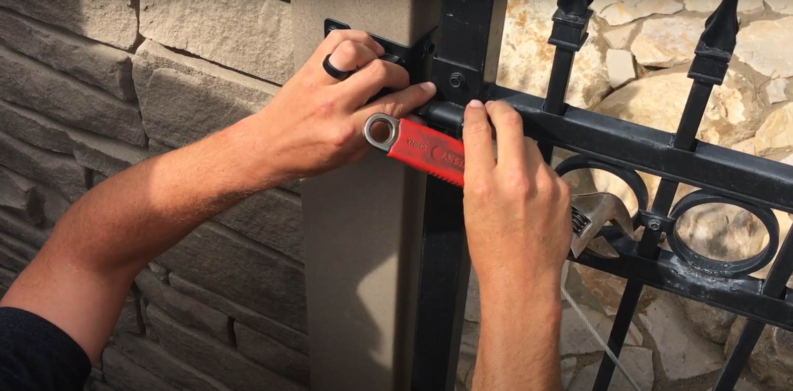 gate repair