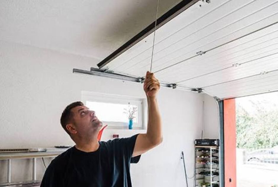 Full Garage Door Safety Inspection & Tune-Up Pembroke Pines